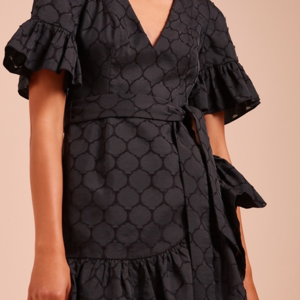 CMEO Collective Black Dress Size Small